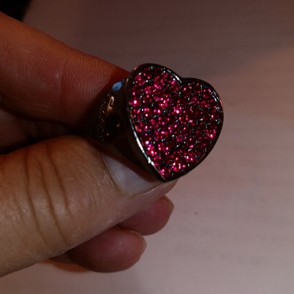 Guess Brand Red Rhinestone Ring - Picture 5 of 7